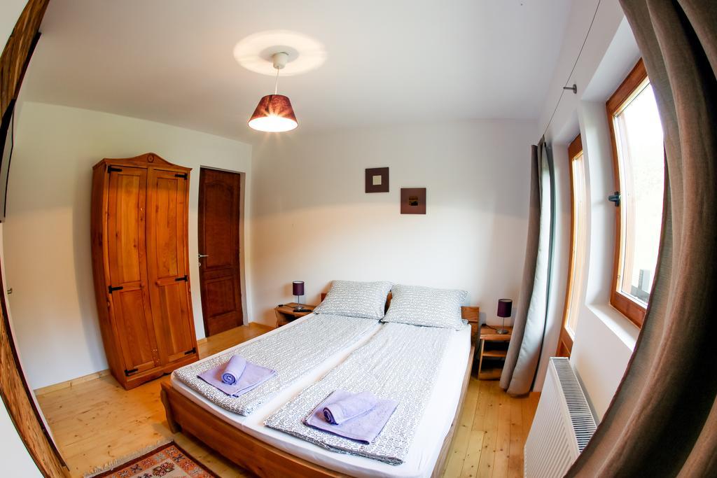 Landhaus Bed&Breakfast Vişeu de Sus Eksteriør bilde
