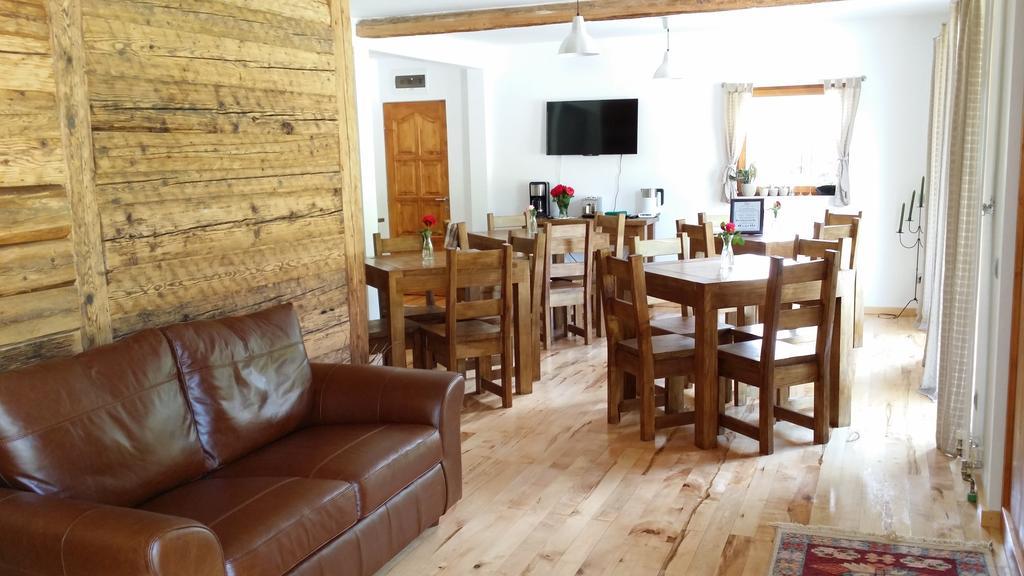 Landhaus Bed&Breakfast Vişeu de Sus Eksteriør bilde